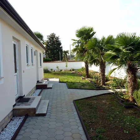 Palme Будинок відпочинку